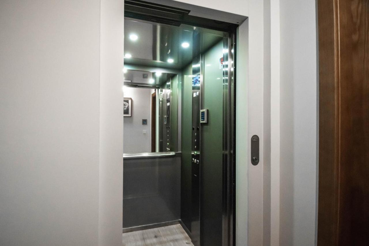 Cal Negret Rural Apartments Alos de Balaguer エクステリア 写真