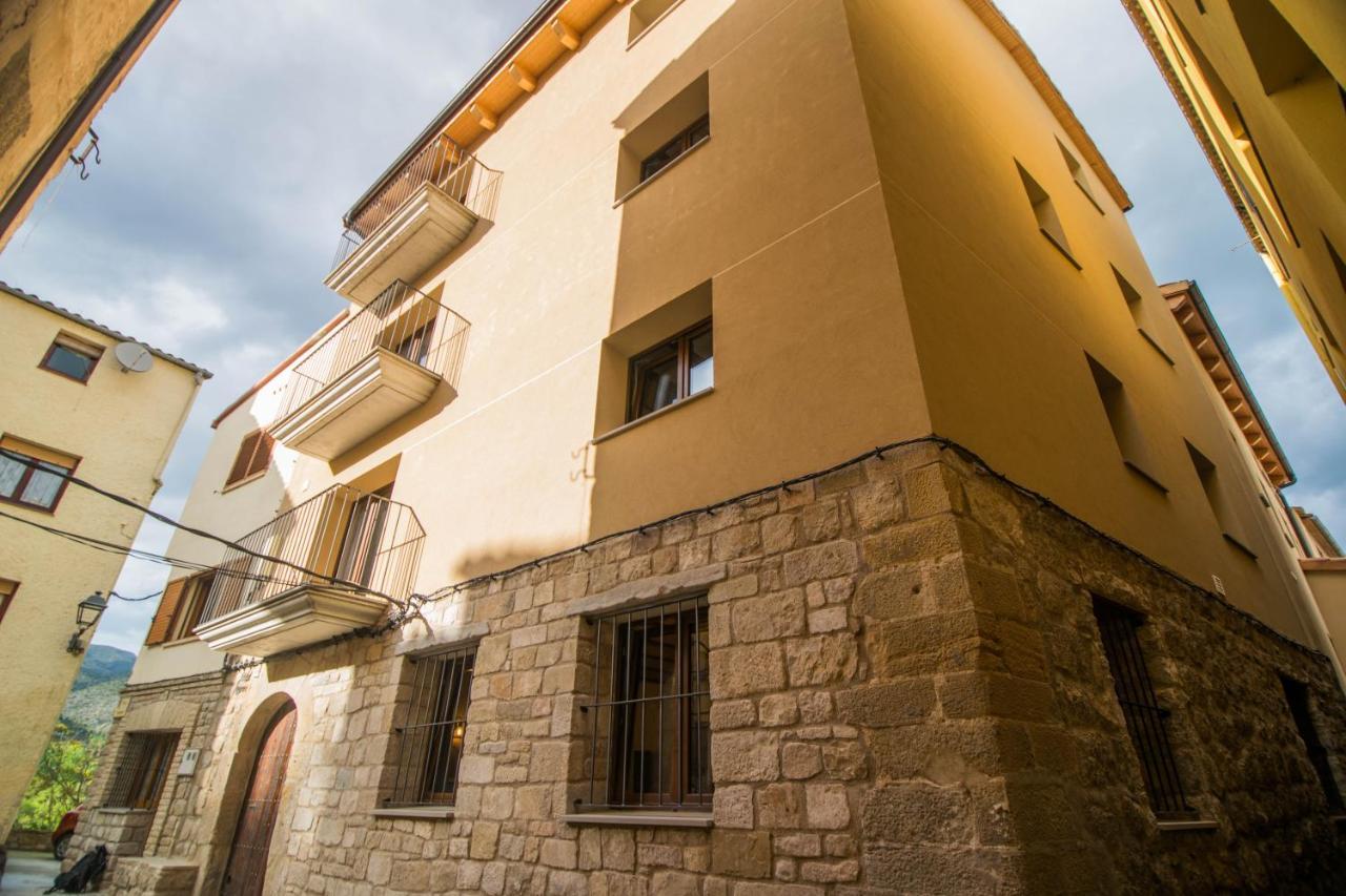 Cal Negret Rural Apartments Alos de Balaguer エクステリア 写真