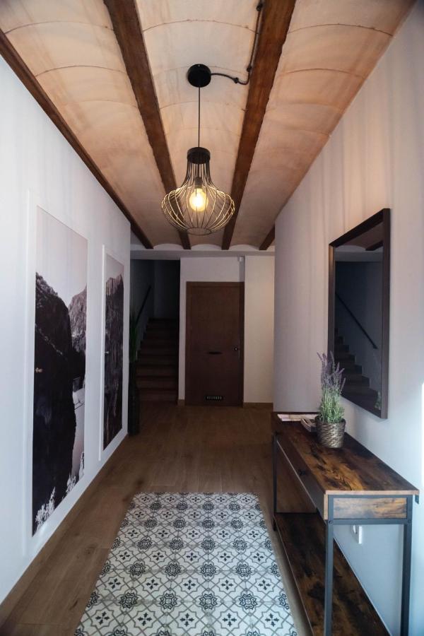 Cal Negret Rural Apartments Alos de Balaguer エクステリア 写真
