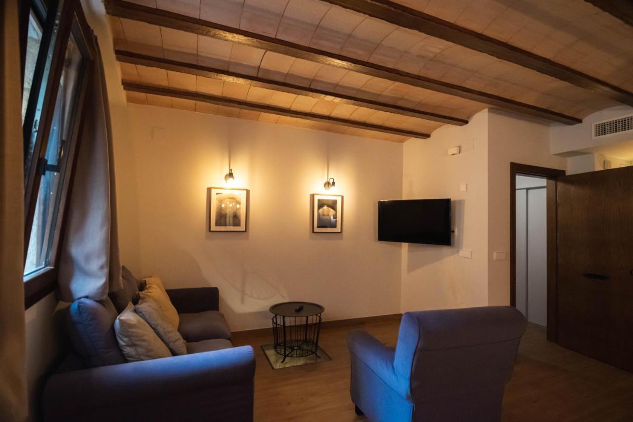 Cal Negret Rural Apartments Alos de Balaguer エクステリア 写真