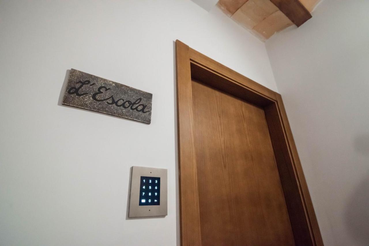 Cal Negret Rural Apartments Alos de Balaguer エクステリア 写真