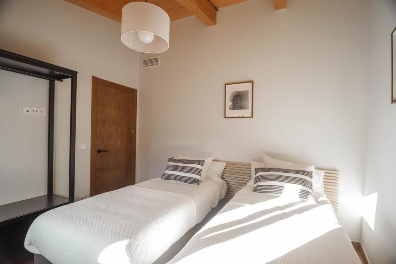 Cal Negret Rural Apartments Alos de Balaguer エクステリア 写真